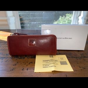 Dooney & Bourke Florentine Zip wallet Ginger